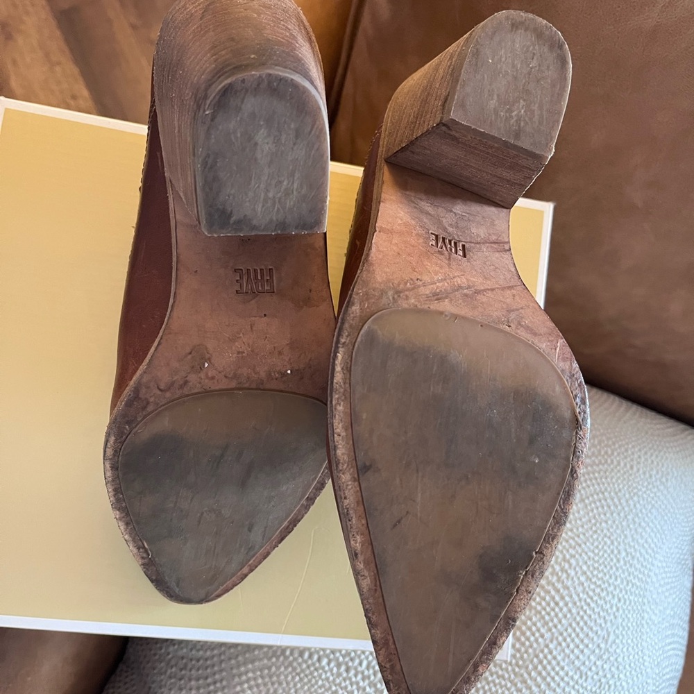 Frye Faye Shootie leather ankle boots. Perfect western style! - Picture 7 of 12